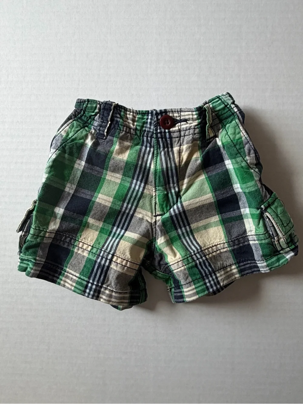 Vintage The Children’s Place Baby Plaid Cargo Shorts 6-9M